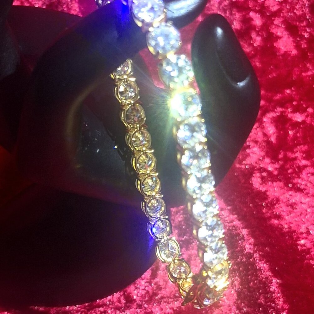 New Moisannite tennis bracelet (VVS1) Grade D 8 inches (gold overlay)